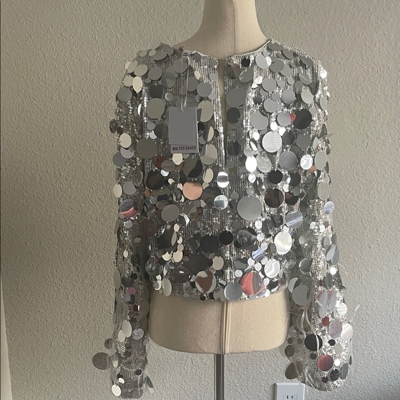 Denise Sequin Starlet Top - Picture 6 of 10